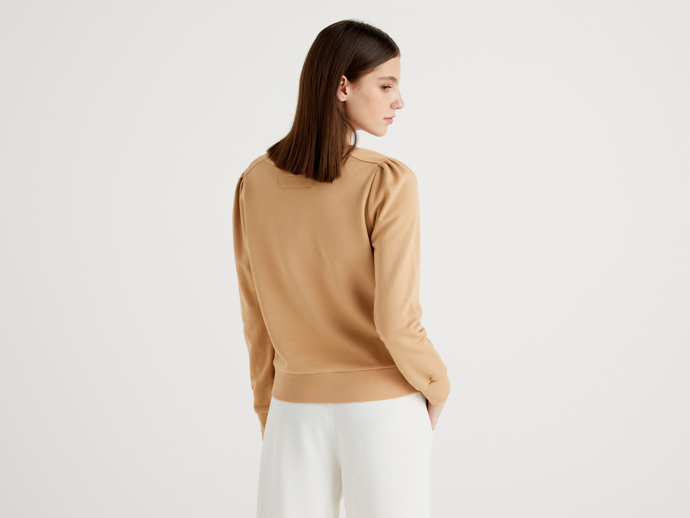 Sweatshirt in organic cotton with embroidery Women image number 2